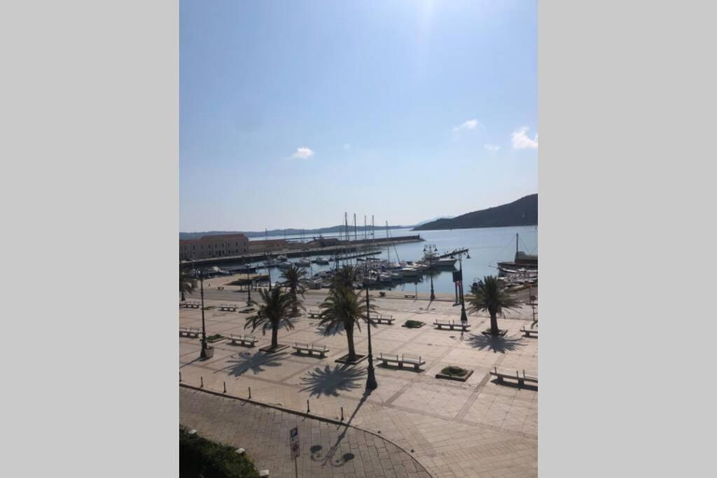 Appartamento Incantevole La Maddalena Vista Mare Codice Iun Q5459 Exterior foto